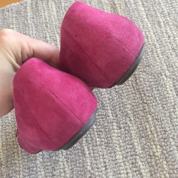 Cole Han Suede Ballet Flats - Picture 4 of 9